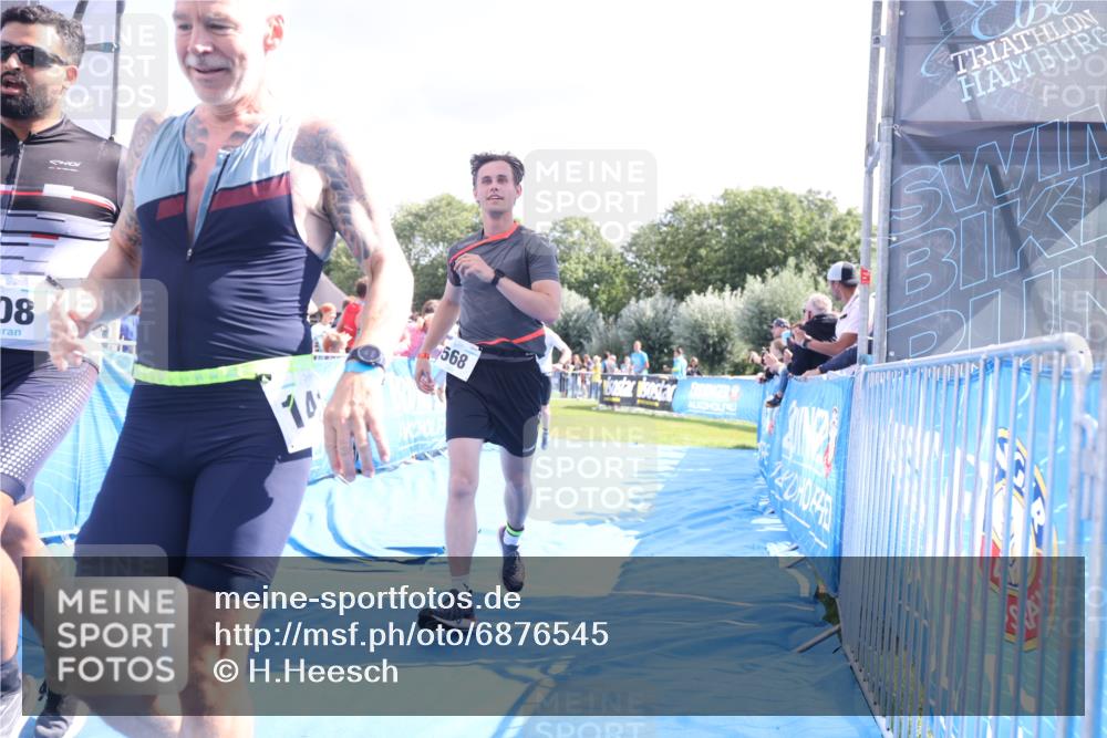 25.08.2024 - Elbe Triathlon Hamburg H.Heesch http://msf.ph/oto/6876545 25.08.2024 11:43:17 Ziel 397, 568, 608, 714, 1418 meine-sportfotos.de