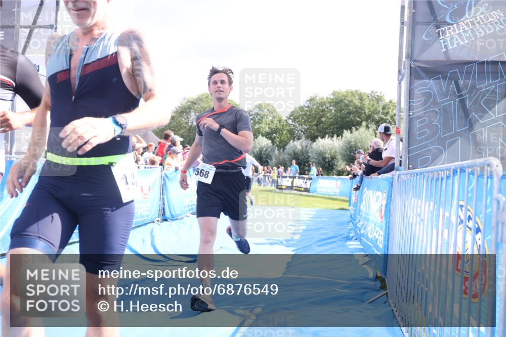25.08.2024 - Elbe Triathlon Hamburg H.Heesch http://msf.ph/oto/6876549 25.08.2024 11:43:17 Ziel 397, 568, 608, 714, 1418 meine-sportfotos.de
