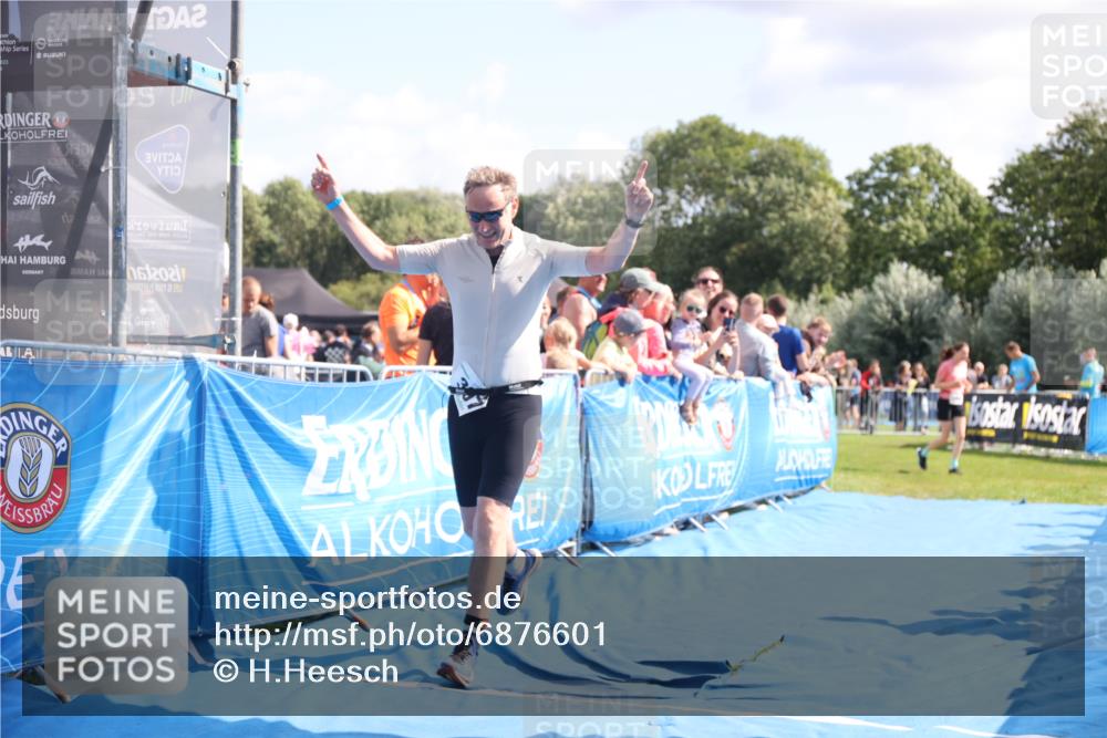 25.08.2024 - Elbe Triathlon Hamburg H.Heesch http://msf.ph/oto/6876601 25.08.2024 11:43:19 Ziel 397, 568, 608, 714, 1418, 1617 meine-sportfotos.de