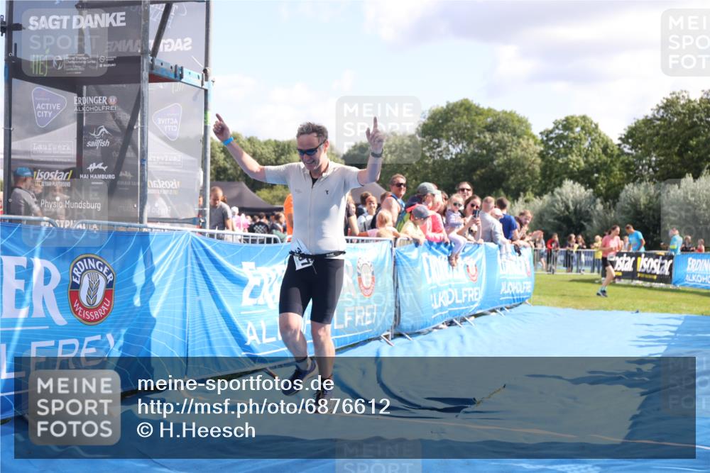 25.08.2024 - Elbe Triathlon Hamburg H.Heesch http://msf.ph/oto/6876612 25.08.2024 11:43:20 Ziel 397, 568, 608, 714, 1418, 1617 meine-sportfotos.de