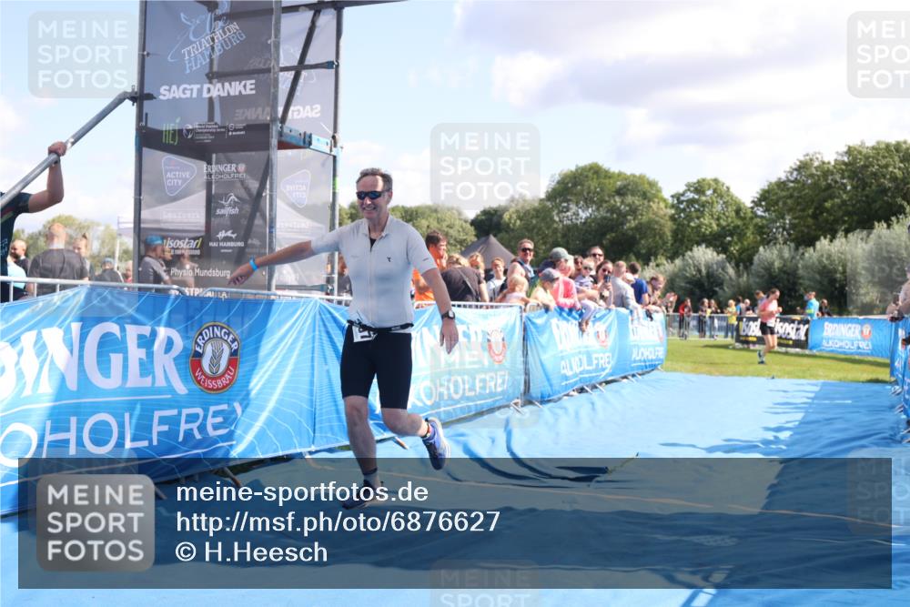 25.08.2024 - Elbe Triathlon Hamburg H.Heesch http://msf.ph/oto/6876627 25.08.2024 11:43:20 Ziel 397, 568, 608, 714, 1418, 1617 meine-sportfotos.de