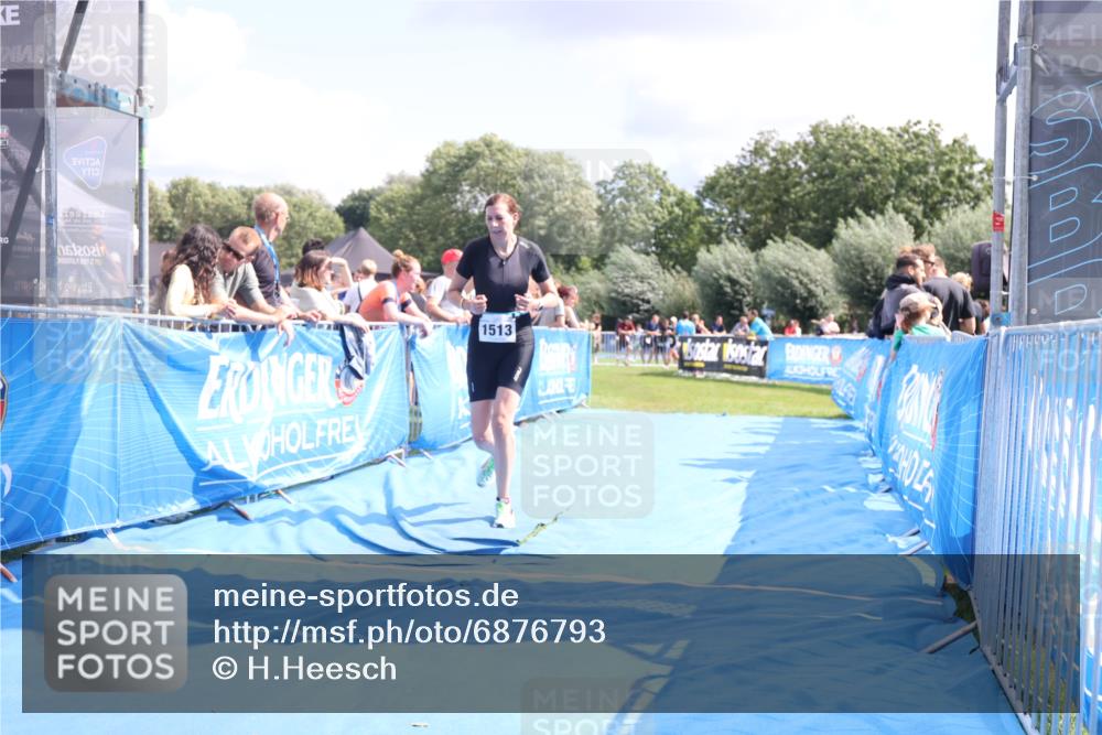 25.08.2024 - Elbe Triathlon Hamburg H.Heesch http://msf.ph/oto/6876793 25.08.2024 12:07:50 Ziel 1489, 1513 meine-sportfotos.de