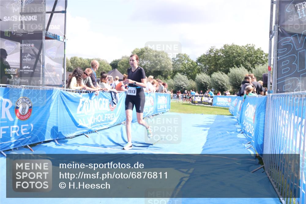 25.08.2024 - Elbe Triathlon Hamburg H.Heesch http://msf.ph/oto/6876811 25.08.2024 12:07:51 Ziel 1513, 1696 meine-sportfotos.de