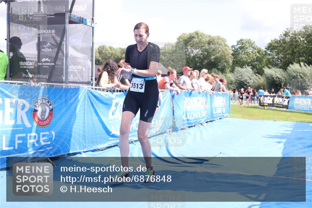 25.08.2024 - Elbe Triathlon Hamburg H.Heesch http://msf.ph/oto/6876848 25.08.2024 12:07:51 Ziel 1513, 1696 meine-sportfotos.de