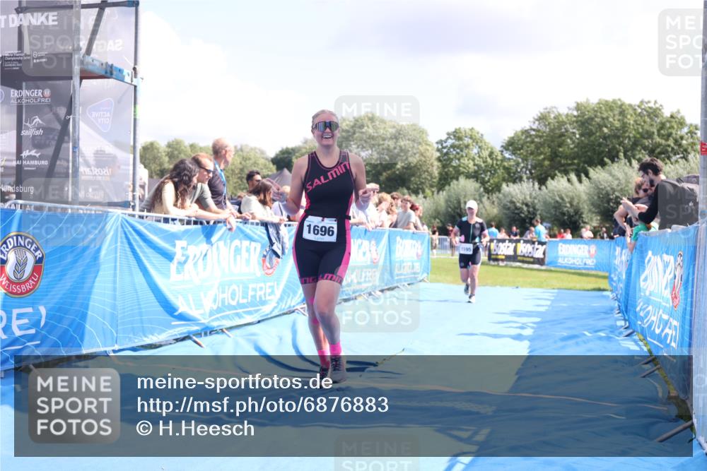 25.08.2024 - Elbe Triathlon Hamburg H.Heesch http://msf.ph/oto/6876883 25.08.2024 12:08:00 Ziel 1595, 1696 meine-sportfotos.de