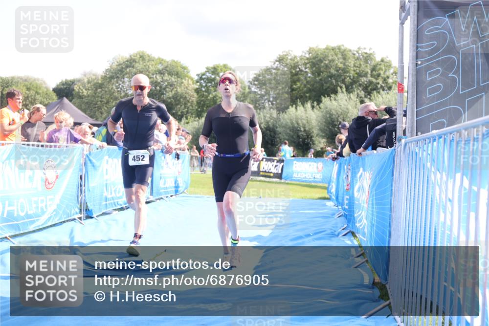 25.08.2024 - Elbe Triathlon Hamburg H.Heesch http://msf.ph/oto/6876905 25.08.2024 11:45:00 Ziel 452, 461, 532, 1626 meine-sportfotos.de