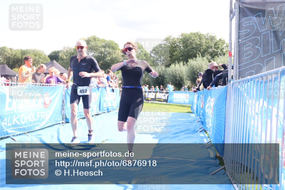 25.08.2024 - Elbe Triathlon Hamburg H.Heesch http://msf.ph/oto/6876918 25.08.2024 11:45:00 Ziel 452, 461, 532, 1626 meine-sportfotos.de