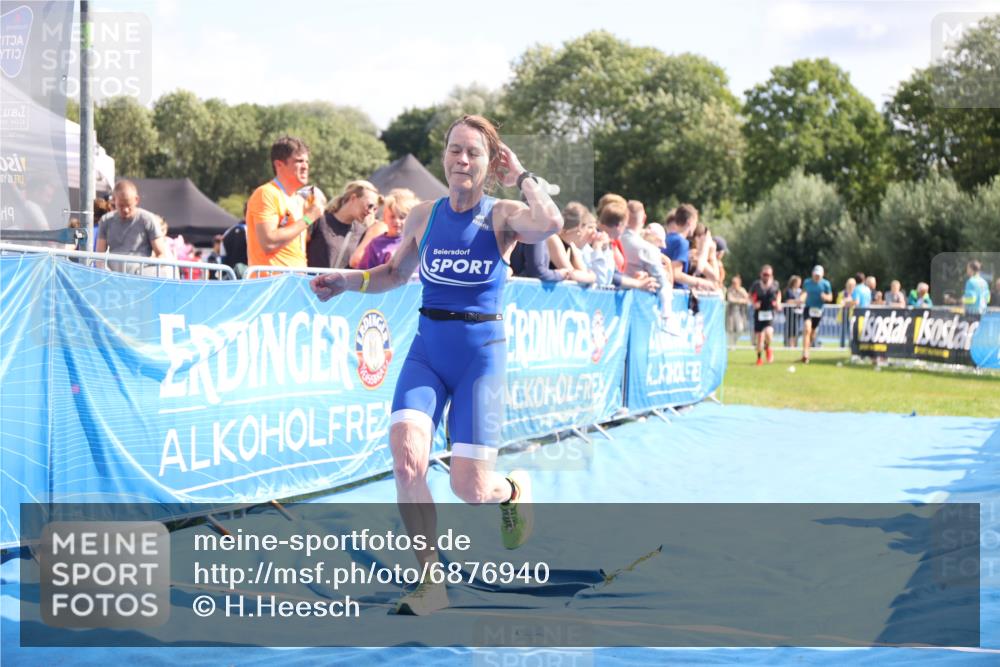 25.08.2024 - Elbe Triathlon Hamburg H.Heesch http://msf.ph/oto/6876940 25.08.2024 11:45:03 Ziel 452, 461, 532, 760, 1438, 1626 meine-sportfotos.de