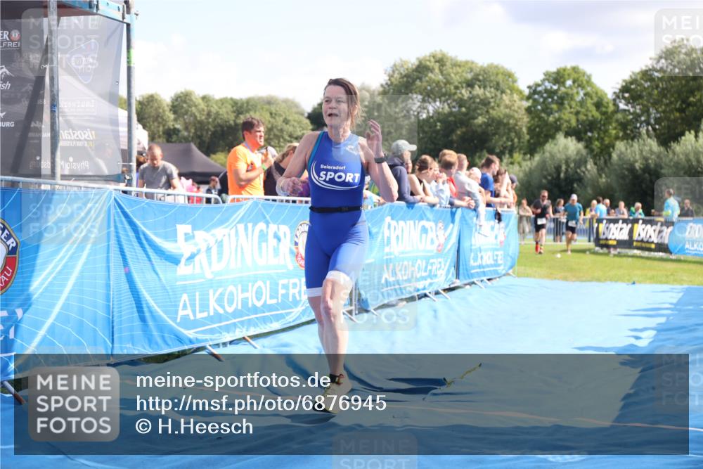 25.08.2024 - Elbe Triathlon Hamburg H.Heesch http://msf.ph/oto/6876945 25.08.2024 11:45:03 Ziel 452, 461, 532, 760, 1438, 1626 meine-sportfotos.de