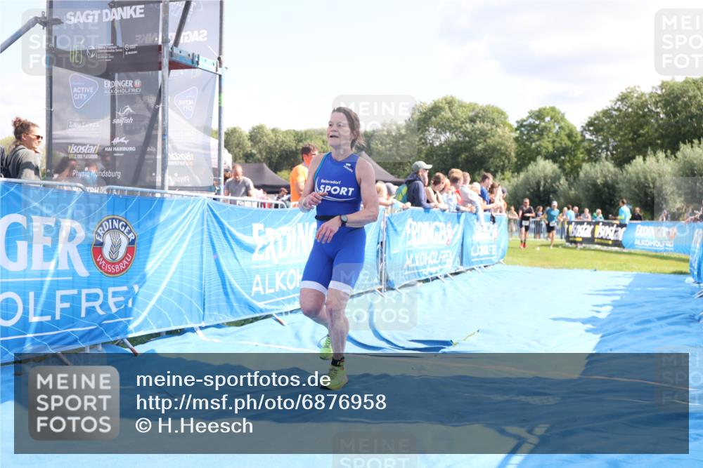 25.08.2024 - Elbe Triathlon Hamburg H.Heesch http://msf.ph/oto/6876958 25.08.2024 11:45:04 Ziel 452, 461, 532, 760, 1438, 1626 meine-sportfotos.de