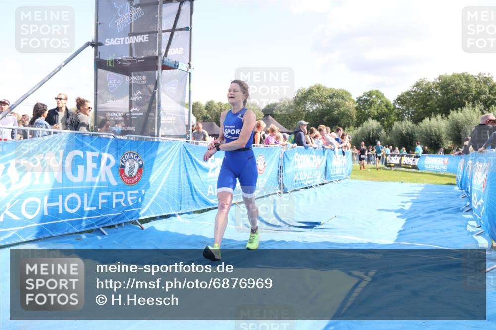 25.08.2024 - Elbe Triathlon Hamburg H.Heesch http://msf.ph/oto/6876969 25.08.2024 11:45:04 Ziel 452, 461, 532, 760, 1438, 1626 meine-sportfotos.de