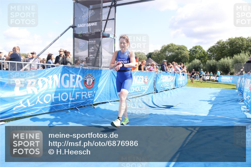 25.08.2024 - Elbe Triathlon Hamburg H.Heesch http://msf.ph/oto/6876986 25.08.2024 11:45:04 Ziel 452, 461, 532, 760, 1438, 1626 meine-sportfotos.de
