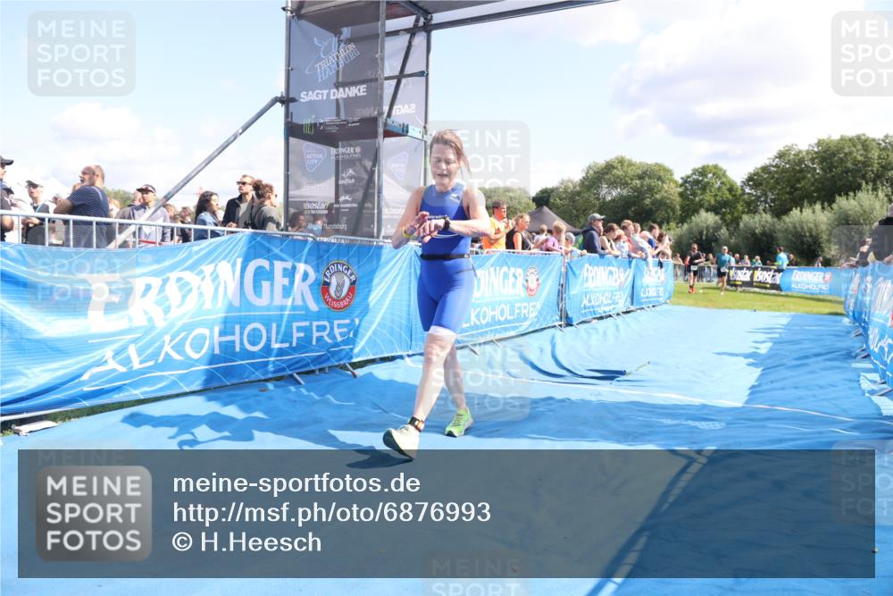 25.08.2024 - Elbe Triathlon Hamburg H.Heesch http://msf.ph/oto/6876993 25.08.2024 11:45:04 Ziel 452, 461, 532, 760, 1438, 1626 meine-sportfotos.de