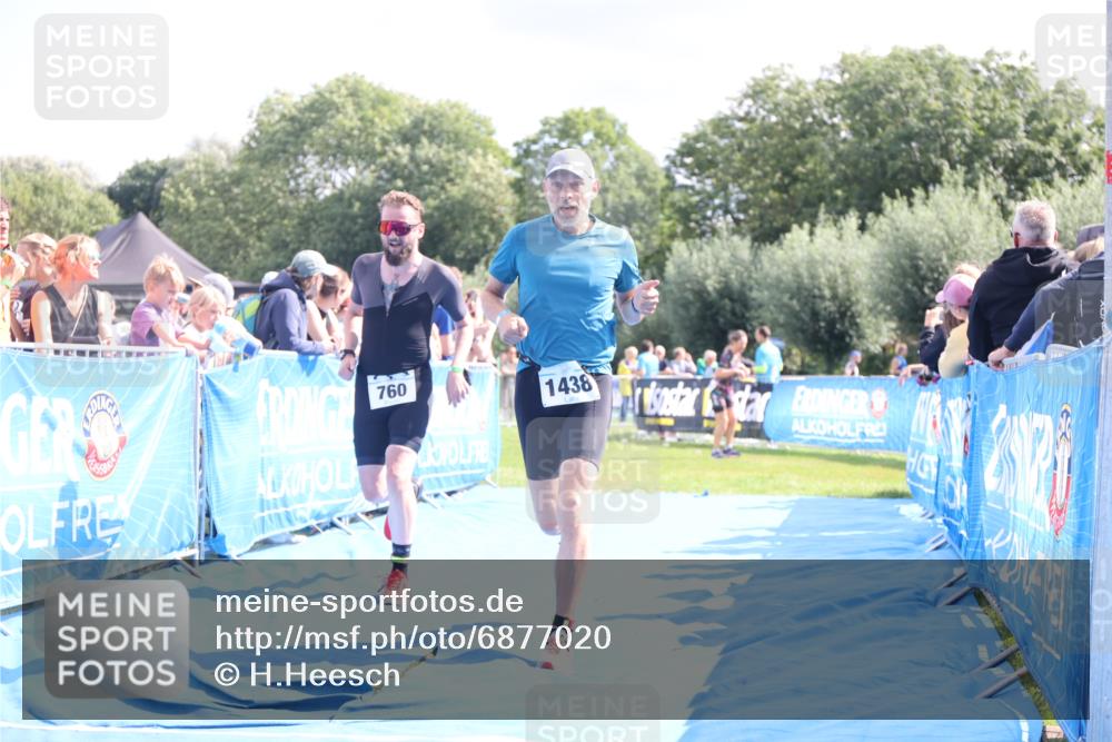 25.08.2024 - Elbe Triathlon Hamburg H.Heesch http://msf.ph/oto/6877020 25.08.2024 11:45:09 Ziel 760, 782, 1438, 1626 meine-sportfotos.de