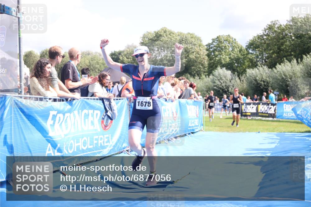 25.08.2024 - Elbe Triathlon Hamburg H.Heesch http://msf.ph/oto/6877056 25.08.2024 12:08:14 Ziel 542, 552, 1524, 1652, 1678 meine-sportfotos.de