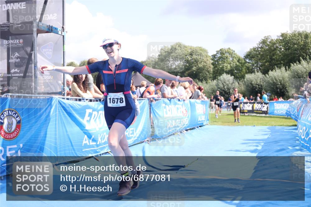 25.08.2024 - Elbe Triathlon Hamburg H.Heesch http://msf.ph/oto/6877081 25.08.2024 12:08:14 Ziel 542, 552, 1524, 1652, 1678 meine-sportfotos.de