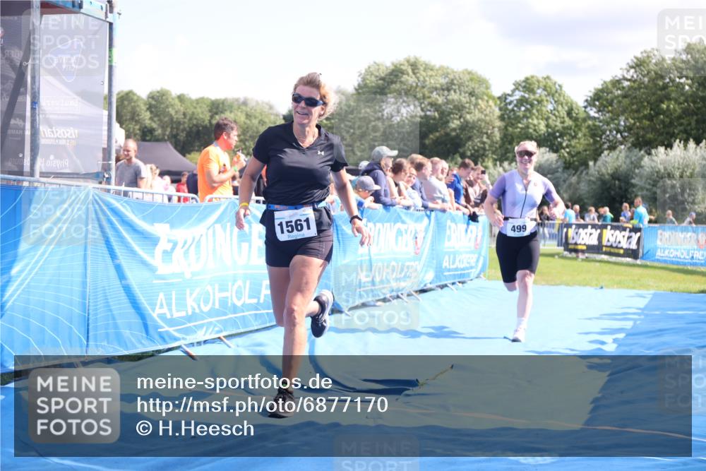 25.08.2024 - Elbe Triathlon Hamburg H.Heesch http://msf.ph/oto/6877170 25.08.2024 11:45:28 Ziel 499, 1561 meine-sportfotos.de