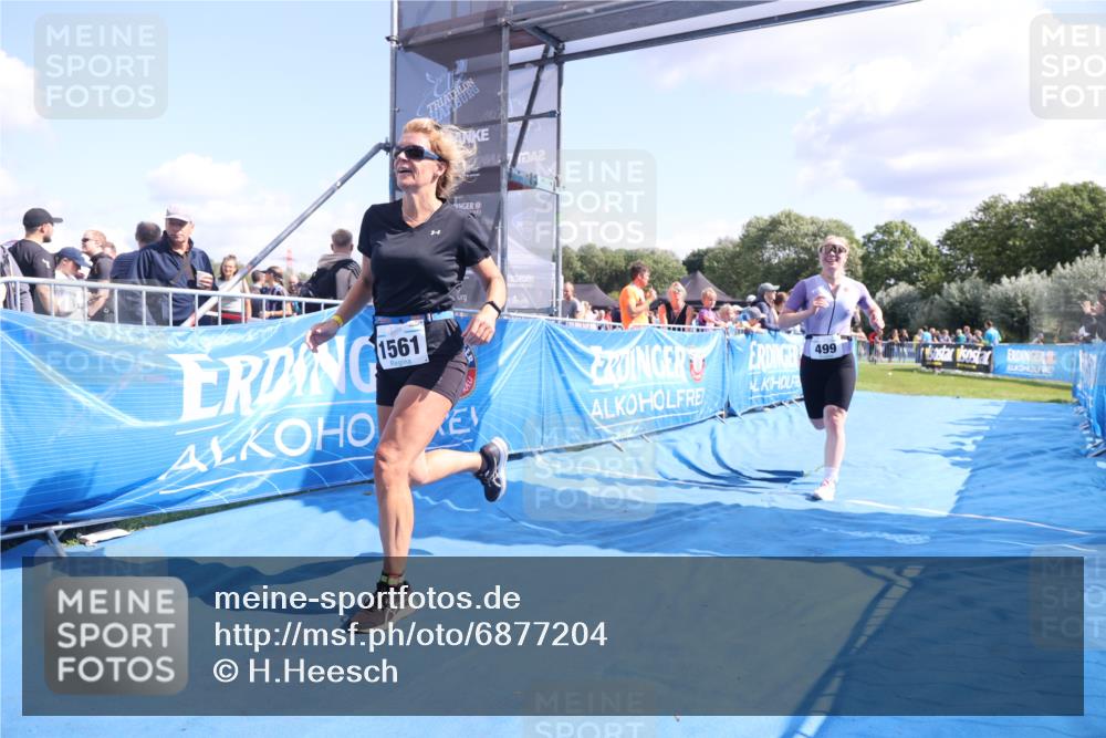 25.08.2024 - Elbe Triathlon Hamburg H.Heesch http://msf.ph/oto/6877204 25.08.2024 11:45:29 Ziel 499, 1561 meine-sportfotos.de
