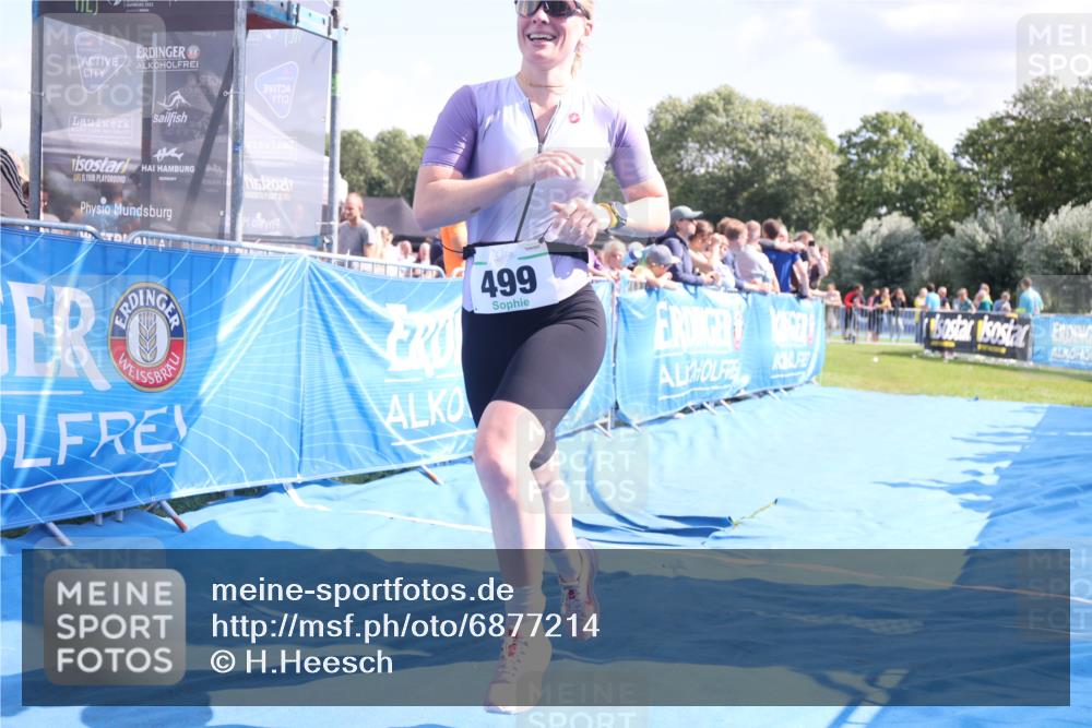 25.08.2024 - Elbe Triathlon Hamburg H.Heesch http://msf.ph/oto/6877214 25.08.2024 11:45:30 Ziel 499, 1561 meine-sportfotos.de