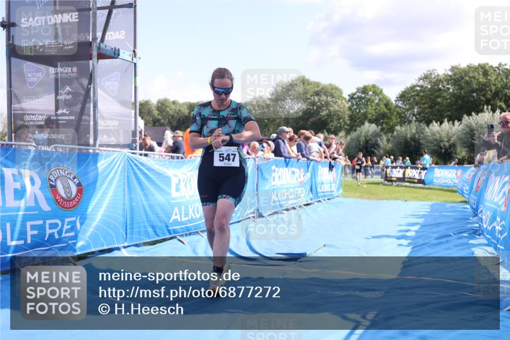 25.08.2024 - Elbe Triathlon Hamburg H.Heesch http://msf.ph/oto/6877272 25.08.2024 11:45:41 Ziel 547, 1715 meine-sportfotos.de