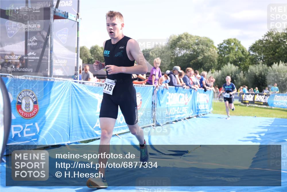 25.08.2024 - Elbe Triathlon Hamburg H.Heesch http://msf.ph/oto/6877334 25.08.2024 11:45:47 Ziel 544, 547, 1715 meine-sportfotos.de