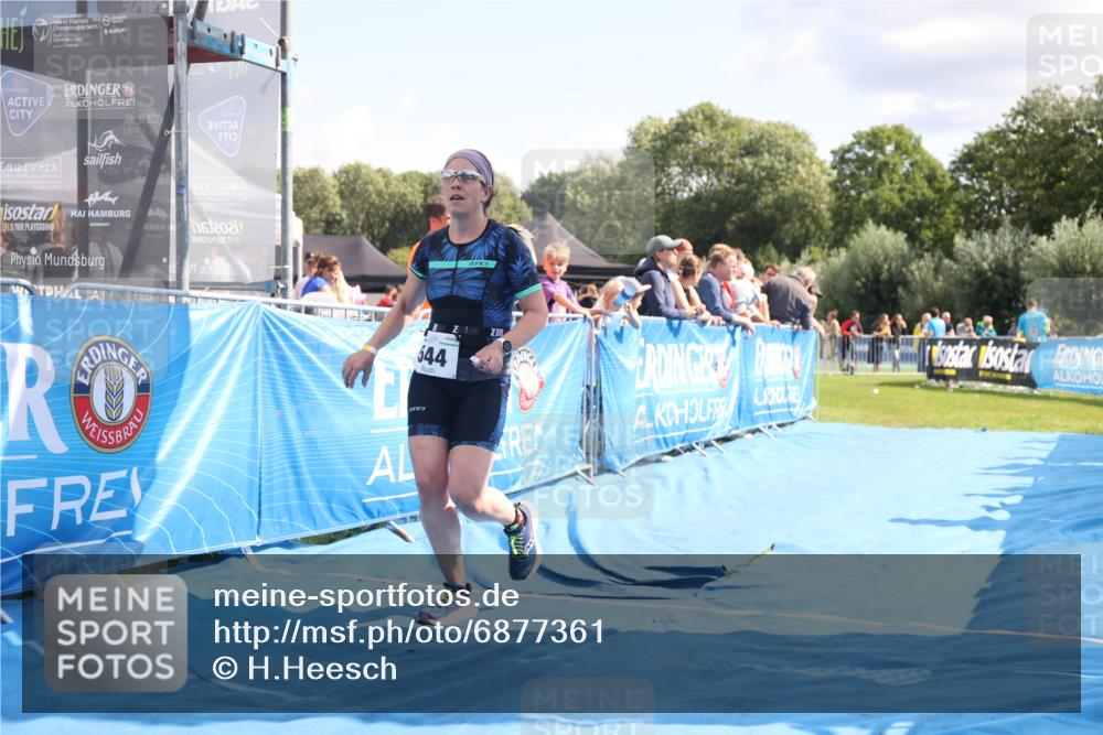 25.08.2024 - Elbe Triathlon Hamburg H.Heesch http://msf.ph/oto/6877361 25.08.2024 11:45:50 Ziel 544, 1715 meine-sportfotos.de