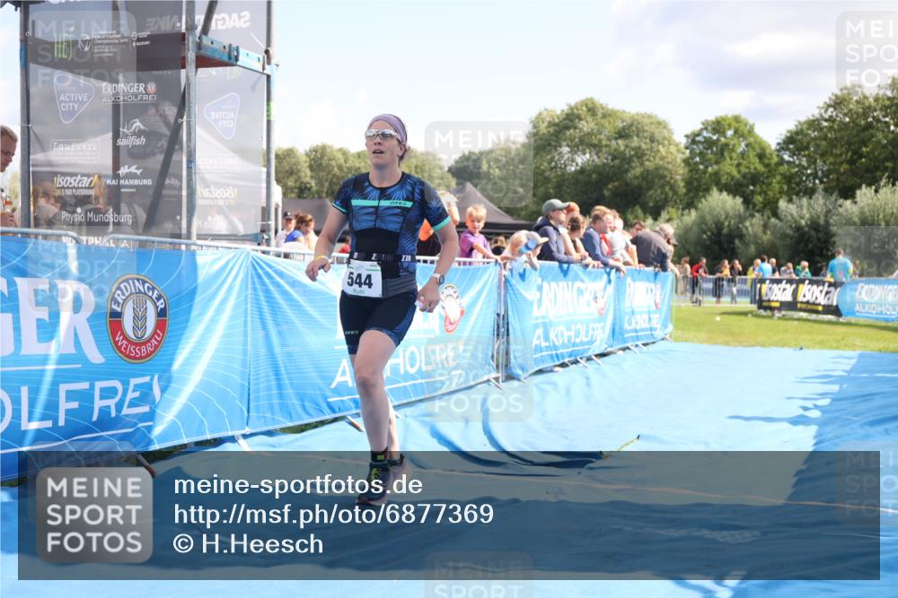 25.08.2024 - Elbe Triathlon Hamburg H.Heesch http://msf.ph/oto/6877369 25.08.2024 11:45:50 Ziel 544, 1715 meine-sportfotos.de