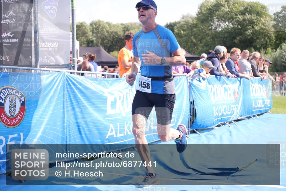 25.08.2024 - Elbe Triathlon Hamburg H.Heesch http://msf.ph/oto/6877441 25.08.2024 11:46:06 Ziel 1458, 1516 meine-sportfotos.de