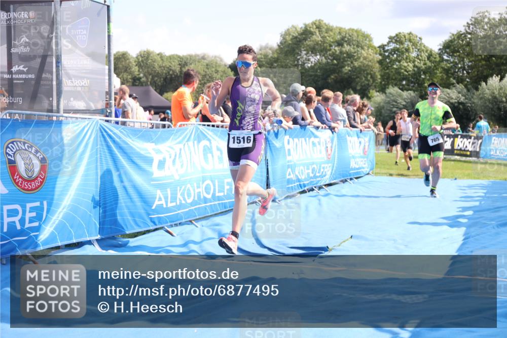 25.08.2024 - Elbe Triathlon Hamburg H.Heesch http://msf.ph/oto/6877495 25.08.2024 11:46:14 Ziel 565, 765, 779, 1516, 1718 meine-sportfotos.de