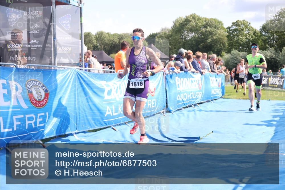 25.08.2024 - Elbe Triathlon Hamburg H.Heesch http://msf.ph/oto/6877503 25.08.2024 11:46:14 Ziel 565, 765, 779, 1516, 1718 meine-sportfotos.de