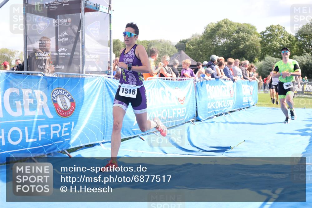 25.08.2024 - Elbe Triathlon Hamburg H.Heesch http://msf.ph/oto/6877517 25.08.2024 11:46:15 Ziel 565, 765, 779, 1516, 1718 meine-sportfotos.de