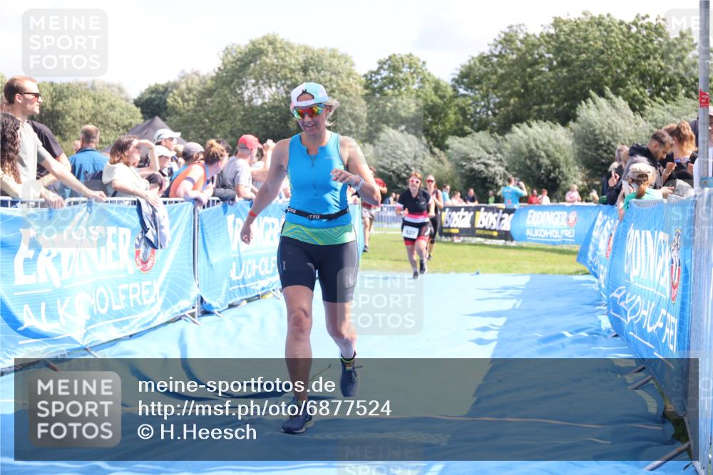 25.08.2024 - Elbe Triathlon Hamburg H.Heesch http://msf.ph/oto/6877524 25.08.2024 12:09:00 Ziel 501, 527, 551, 1606, 1705 meine-sportfotos.de