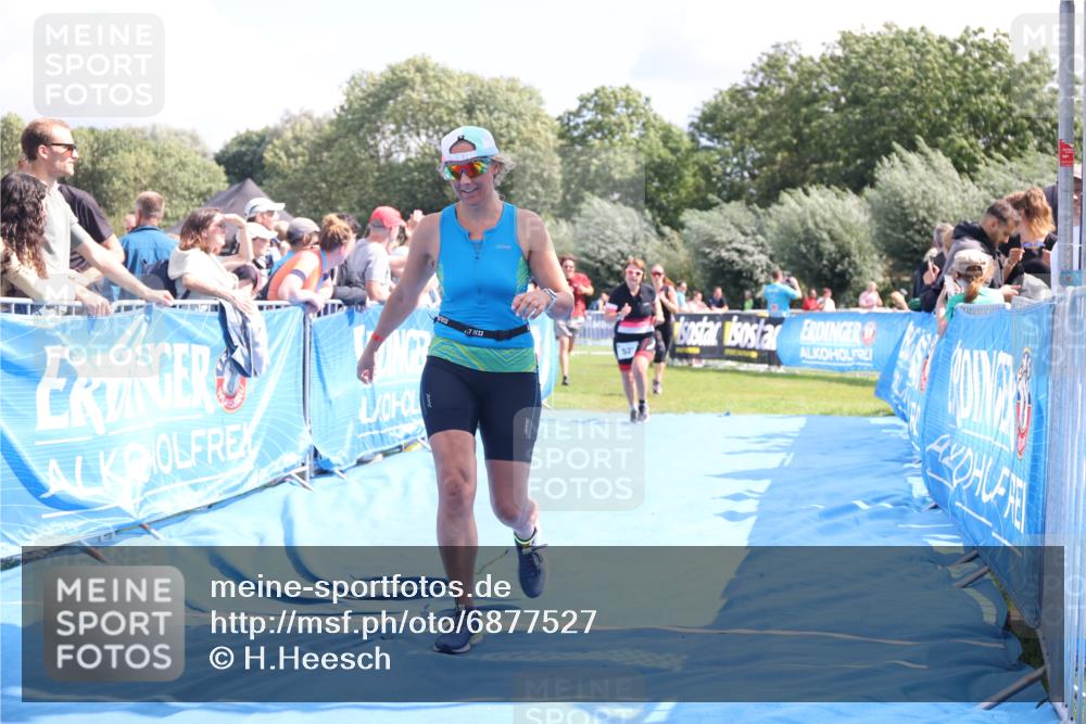 25.08.2024 - Elbe Triathlon Hamburg H.Heesch http://msf.ph/oto/6877527 25.08.2024 12:09:00 Ziel 501, 527, 551, 1606, 1705 meine-sportfotos.de