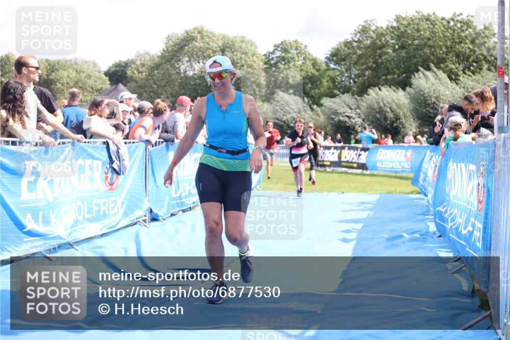 25.08.2024 - Elbe Triathlon Hamburg H.Heesch http://msf.ph/oto/6877530 25.08.2024 12:09:00 Ziel 501, 527, 551, 1606, 1705 meine-sportfotos.de