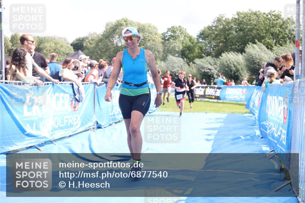 25.08.2024 - Elbe Triathlon Hamburg H.Heesch http://msf.ph/oto/6877540 25.08.2024 12:09:00 Ziel 501, 527, 551, 1606, 1705 meine-sportfotos.de