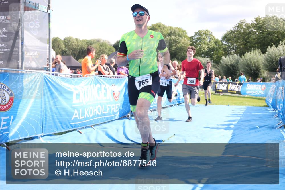 25.08.2024 - Elbe Triathlon Hamburg H.Heesch http://msf.ph/oto/6877546 25.08.2024 11:46:16 Ziel 516, 565, 765, 779, 1516, 1718 meine-sportfotos.de