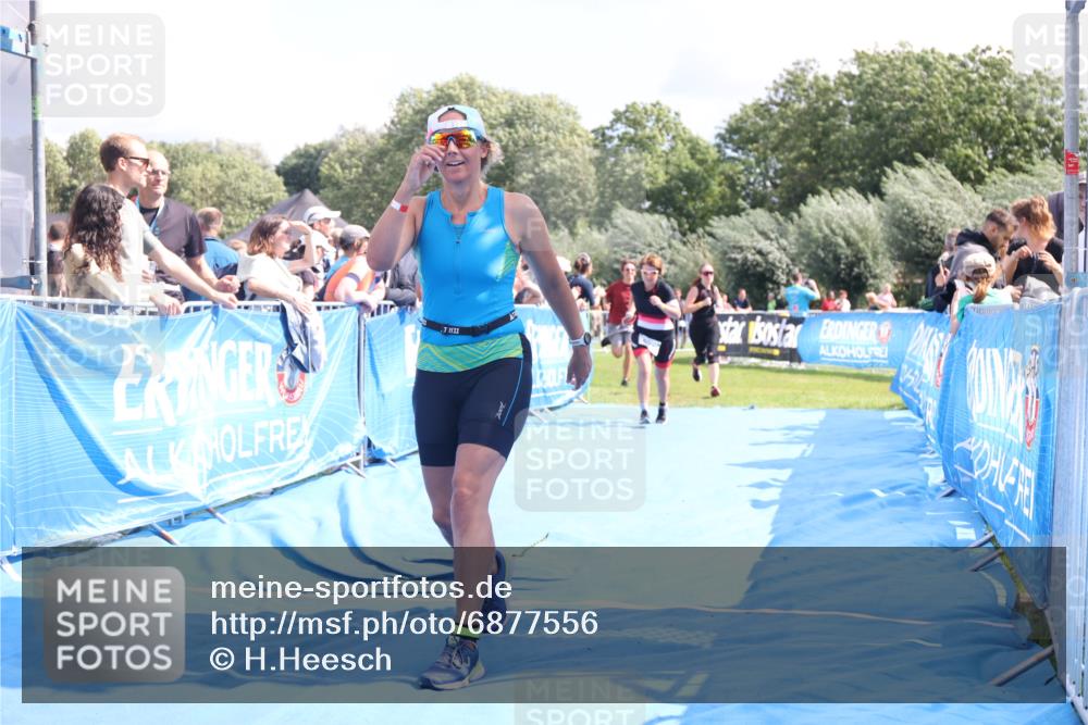 25.08.2024 - Elbe Triathlon Hamburg H.Heesch http://msf.ph/oto/6877556 25.08.2024 12:09:00 Ziel 501, 527, 551, 1606, 1705 meine-sportfotos.de