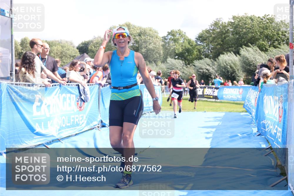 25.08.2024 - Elbe Triathlon Hamburg H.Heesch http://msf.ph/oto/6877562 25.08.2024 12:09:00 Ziel 501, 527, 551, 1606, 1705 meine-sportfotos.de