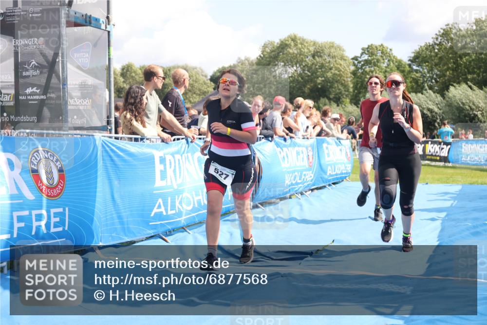 25.08.2024 - Elbe Triathlon Hamburg H.Heesch http://msf.ph/oto/6877568 25.08.2024 12:09:03 Ziel 501, 527, 1606, 1621, 1705 meine-sportfotos.de
