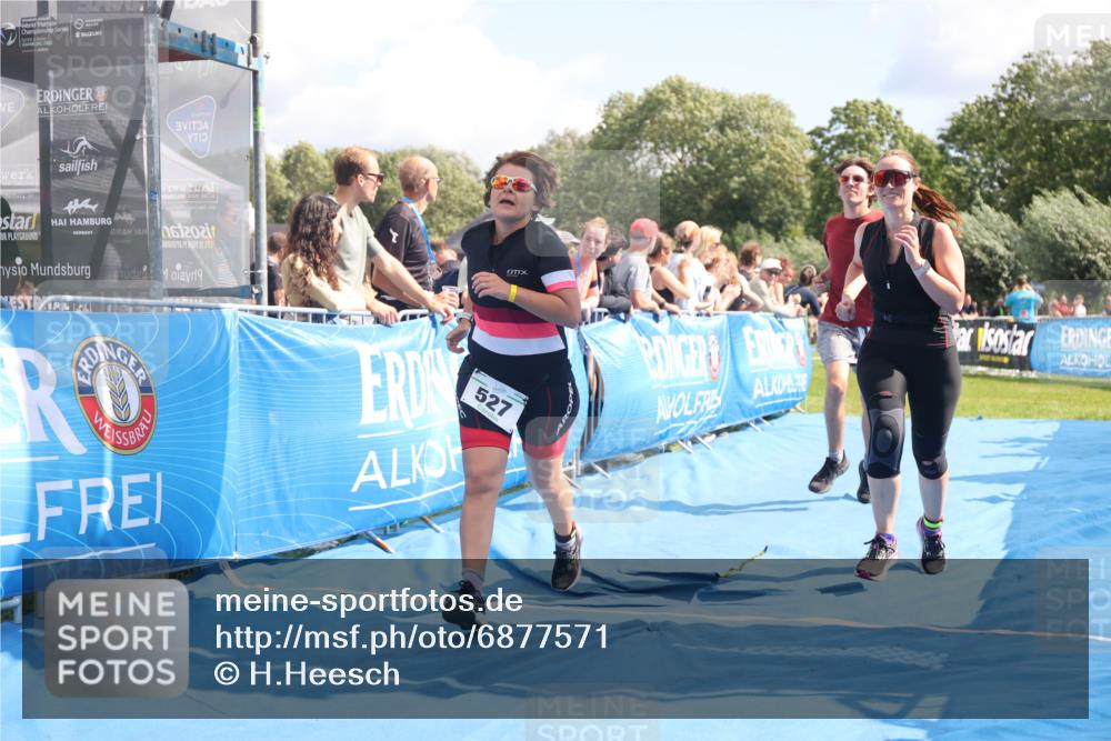 25.08.2024 - Elbe Triathlon Hamburg H.Heesch http://msf.ph/oto/6877571 25.08.2024 12:09:03 Ziel 501, 527, 1606, 1621, 1705 meine-sportfotos.de
