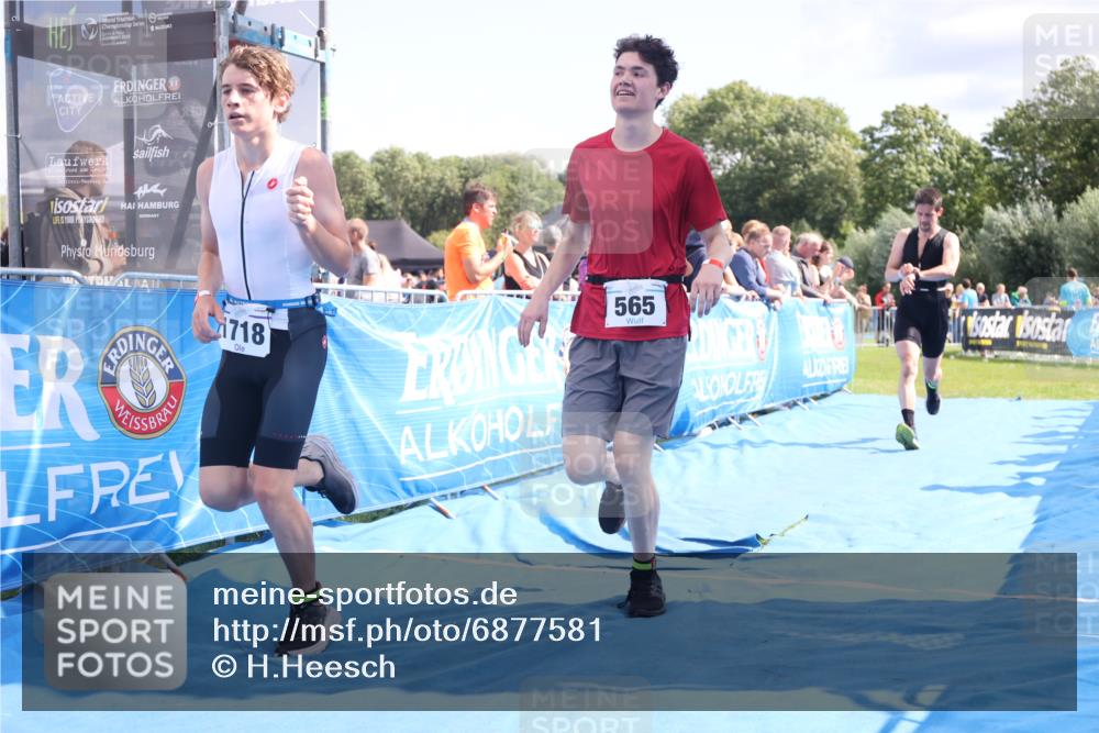 25.08.2024 - Elbe Triathlon Hamburg H.Heesch http://msf.ph/oto/6877581 25.08.2024 11:46:17 Ziel 516, 565, 765, 779, 1516, 1718 meine-sportfotos.de