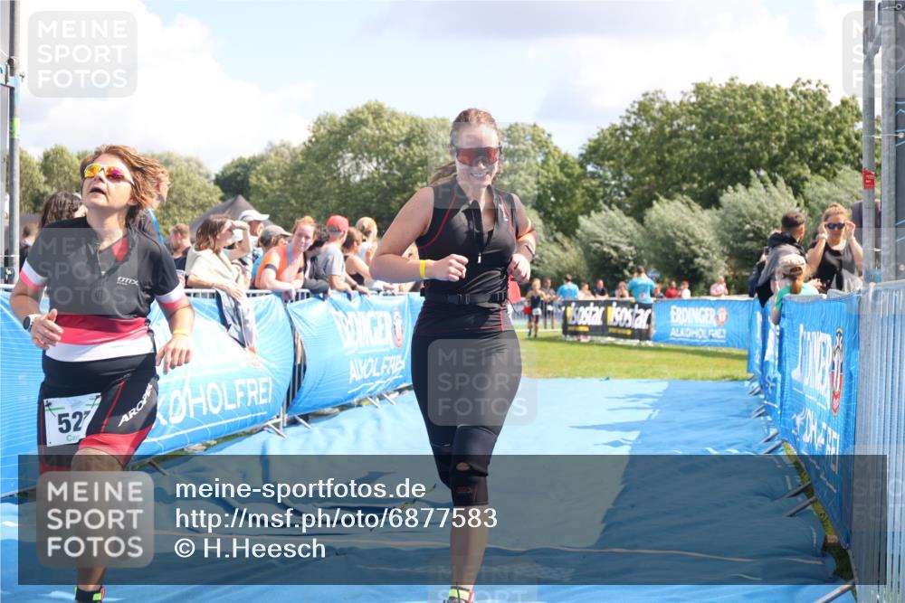 25.08.2024 - Elbe Triathlon Hamburg H.Heesch http://msf.ph/oto/6877583 25.08.2024 12:09:04 Ziel 501, 527, 1606, 1621, 1693, 1705 meine-sportfotos.de