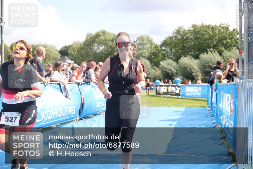25.08.2024 - Elbe Triathlon Hamburg H.Heesch http://msf.ph/oto/6877589 25.08.2024 12:09:04 Ziel 501, 527, 1606, 1621, 1693, 1705 meine-sportfotos.de