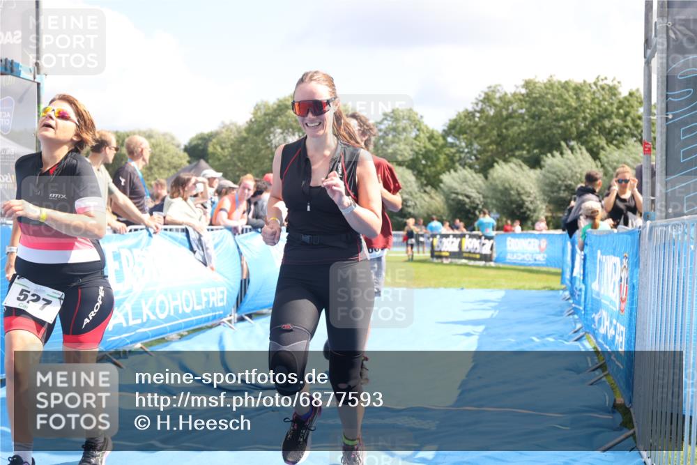 25.08.2024 - Elbe Triathlon Hamburg H.Heesch http://msf.ph/oto/6877593 25.08.2024 12:09:04 Ziel 501, 527, 1606, 1621, 1693, 1705 meine-sportfotos.de