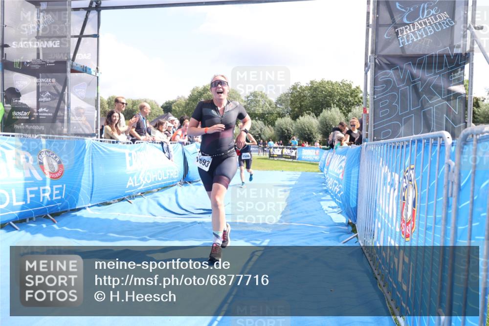 25.08.2024 - Elbe Triathlon Hamburg H.Heesch http://msf.ph/oto/6877716 25.08.2024 12:09:13 Ziel 1506, 1621, 1693 meine-sportfotos.de