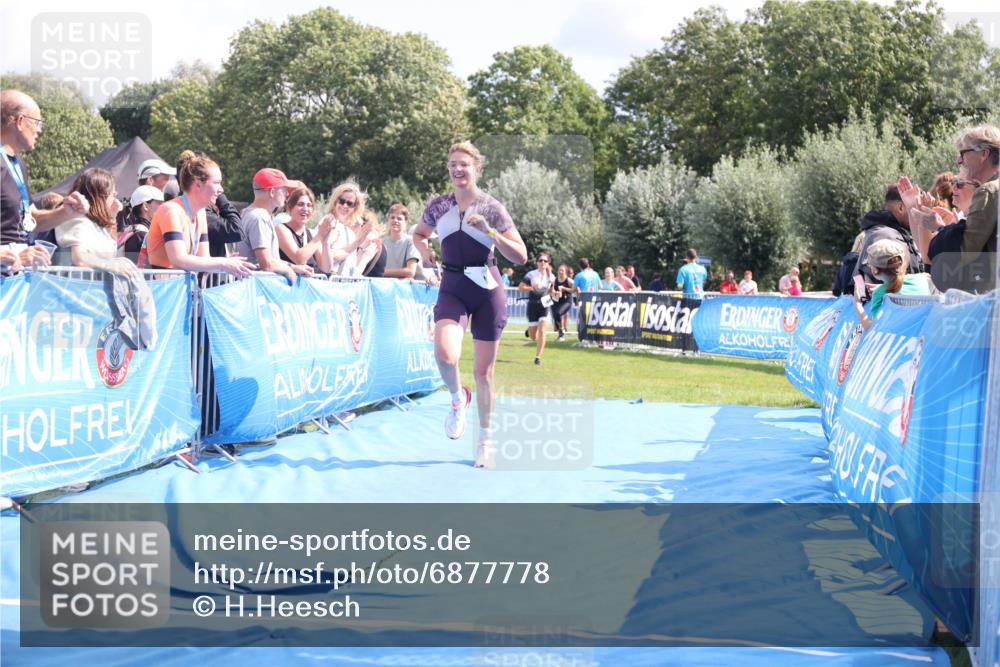 25.08.2024 - Elbe Triathlon Hamburg H.Heesch http://msf.ph/oto/6877778 25.08.2024 12:09:22 Ziel 490, 524, 1478, 1649, 1651, 1660 meine-sportfotos.de