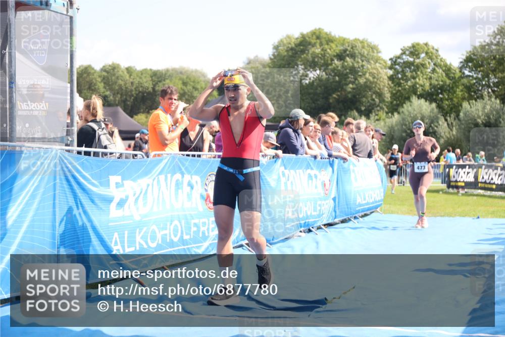 25.08.2024 - Elbe Triathlon Hamburg H.Heesch http://msf.ph/oto/6877780 25.08.2024 11:46:51 Ziel 473, 1452, 1605 meine-sportfotos.de