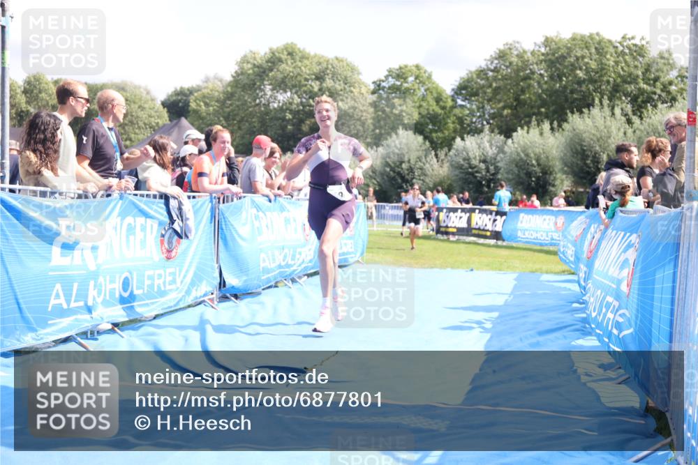 25.08.2024 - Elbe Triathlon Hamburg H.Heesch http://msf.ph/oto/6877801 25.08.2024 12:09:22 Ziel 490, 524, 1478, 1649, 1651, 1660 meine-sportfotos.de