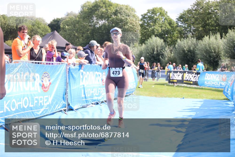 25.08.2024 - Elbe Triathlon Hamburg H.Heesch http://msf.ph/oto/6877814 25.08.2024 11:46:53 Ziel 473, 1452, 1605 meine-sportfotos.de