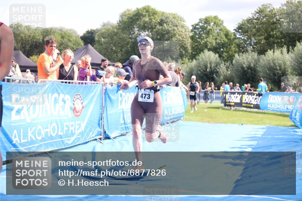 25.08.2024 - Elbe Triathlon Hamburg H.Heesch http://msf.ph/oto/6877826 25.08.2024 11:46:53 Ziel 473, 1452, 1605 meine-sportfotos.de